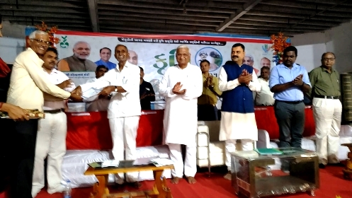 ઈશ્વરિયાના ખેડૂતનું સન્માન